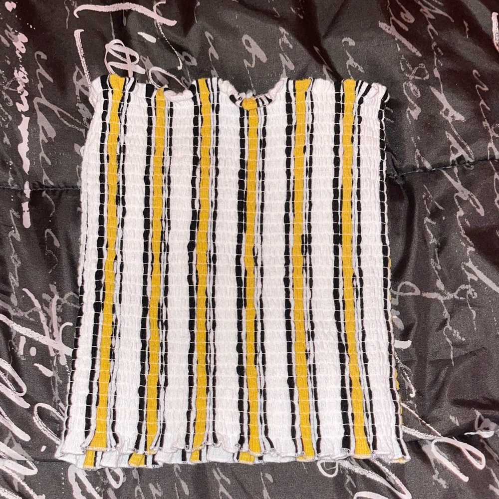 Medium strapless shirt